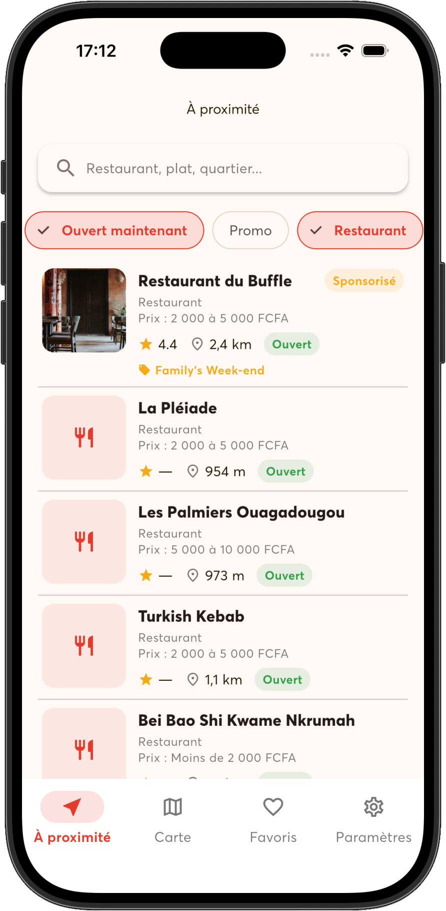 L'écran « À proximité » de l'application, avec ses filtres Ouvert maintenant, Promo et Restaurant